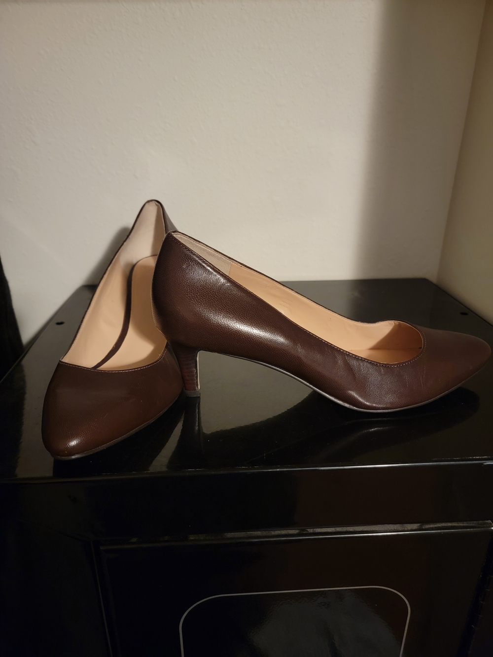 Cole Haan Dark Brown Leather Mid-Heel Pumps Sz 7 B